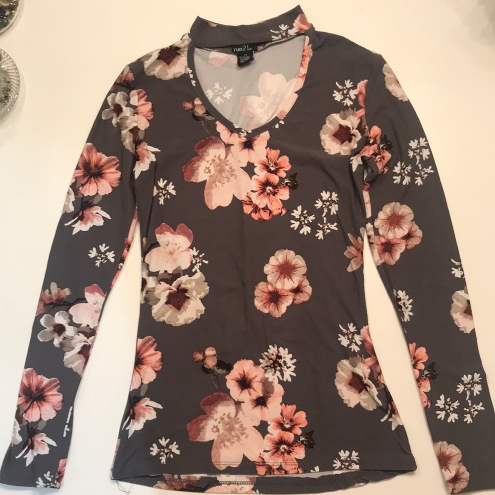 Floral long sleeve